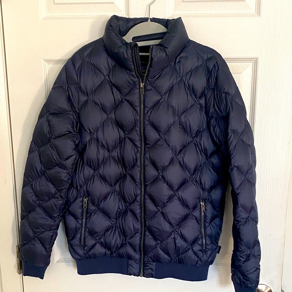 Patagonia women’s Dark Blue Puffer bomber Jacket